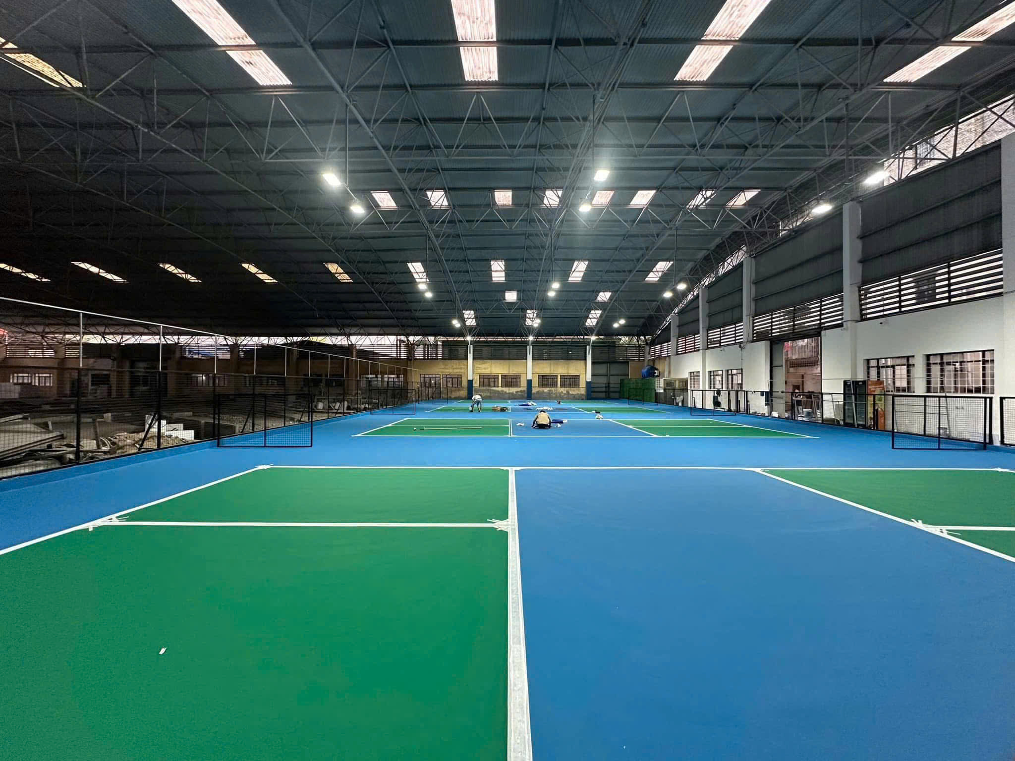 Sơn Sân Pickleball: Chống Thấm, Bền Màu, Đẳng Cấp với ASEAN Gold Sport Paint