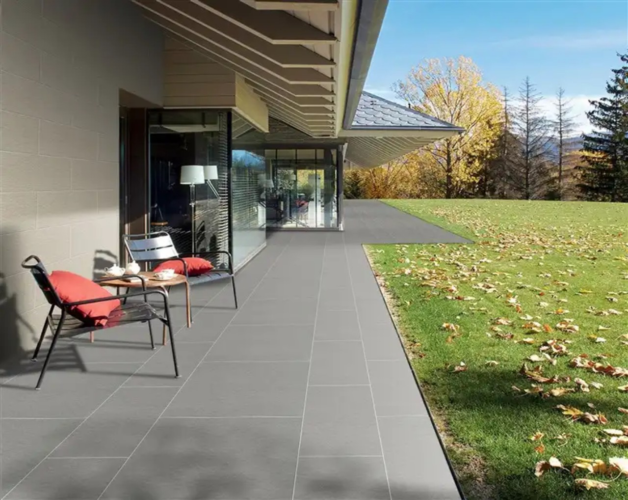 Khách vào kho lấy 600m gạch taicera